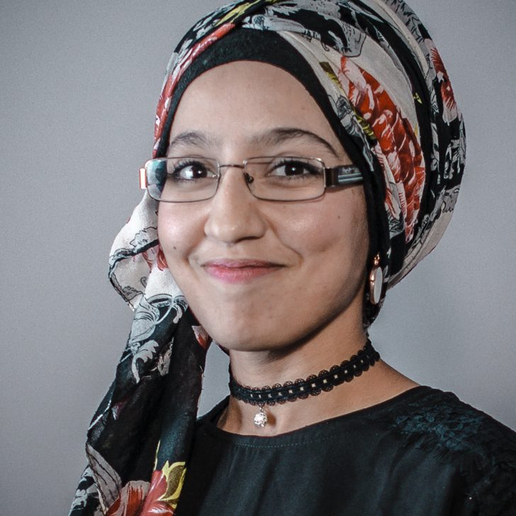 Hanane Bey, Transformando Mentales A Través De Discursos Inspiradores