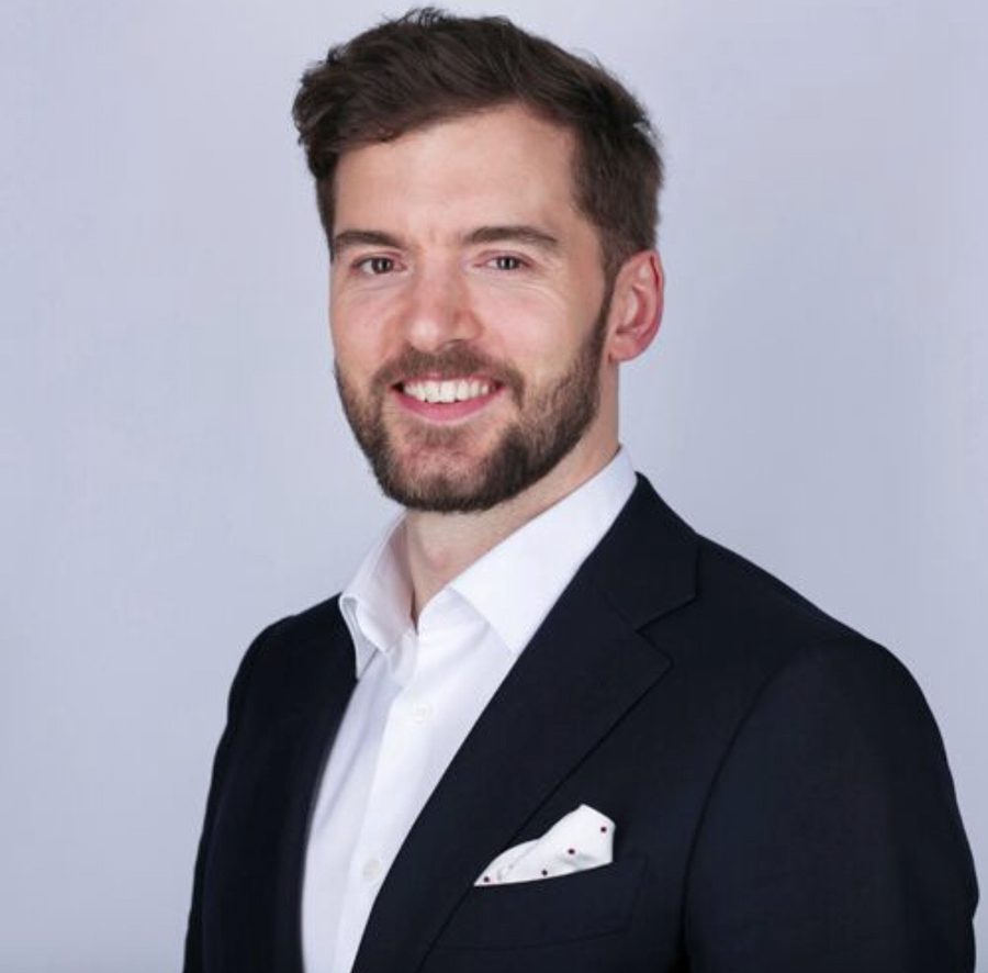 Christopher TS Harvey, (The Change Guy) Dönüştürücü Değişim ve İlham Veren Liderliğin Ustası